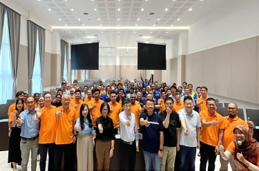 蛇年共进 再攀高峰 | 凯发·k8国际纸业全资子公司凯发·k8国际控股（马）有限公司第二届员工大会及年会盛典隆重举行